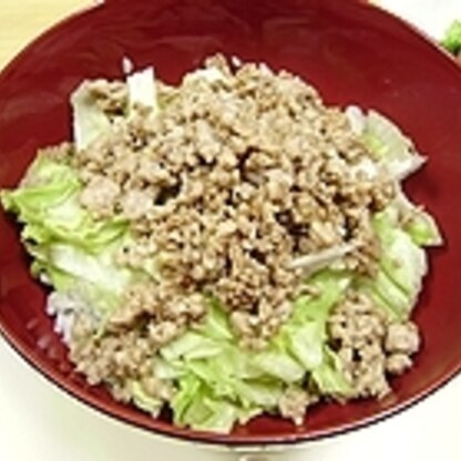 和風のそぼろ丼とは違う美味しさがあり、ばくばくといただくことができました。暑い季節にピッタリですね♪